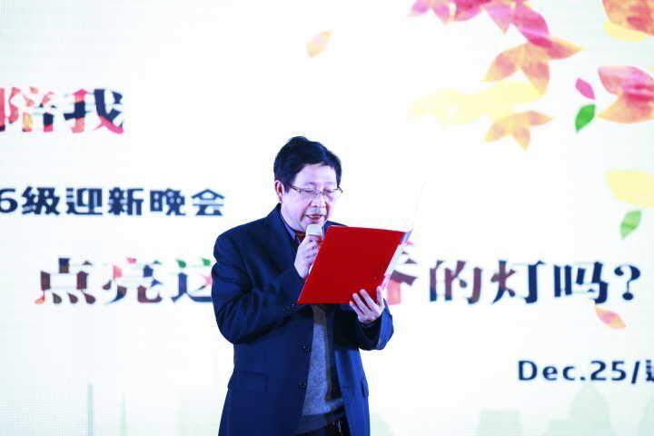 94F9371B0581EBE53BC20C082080A5B8