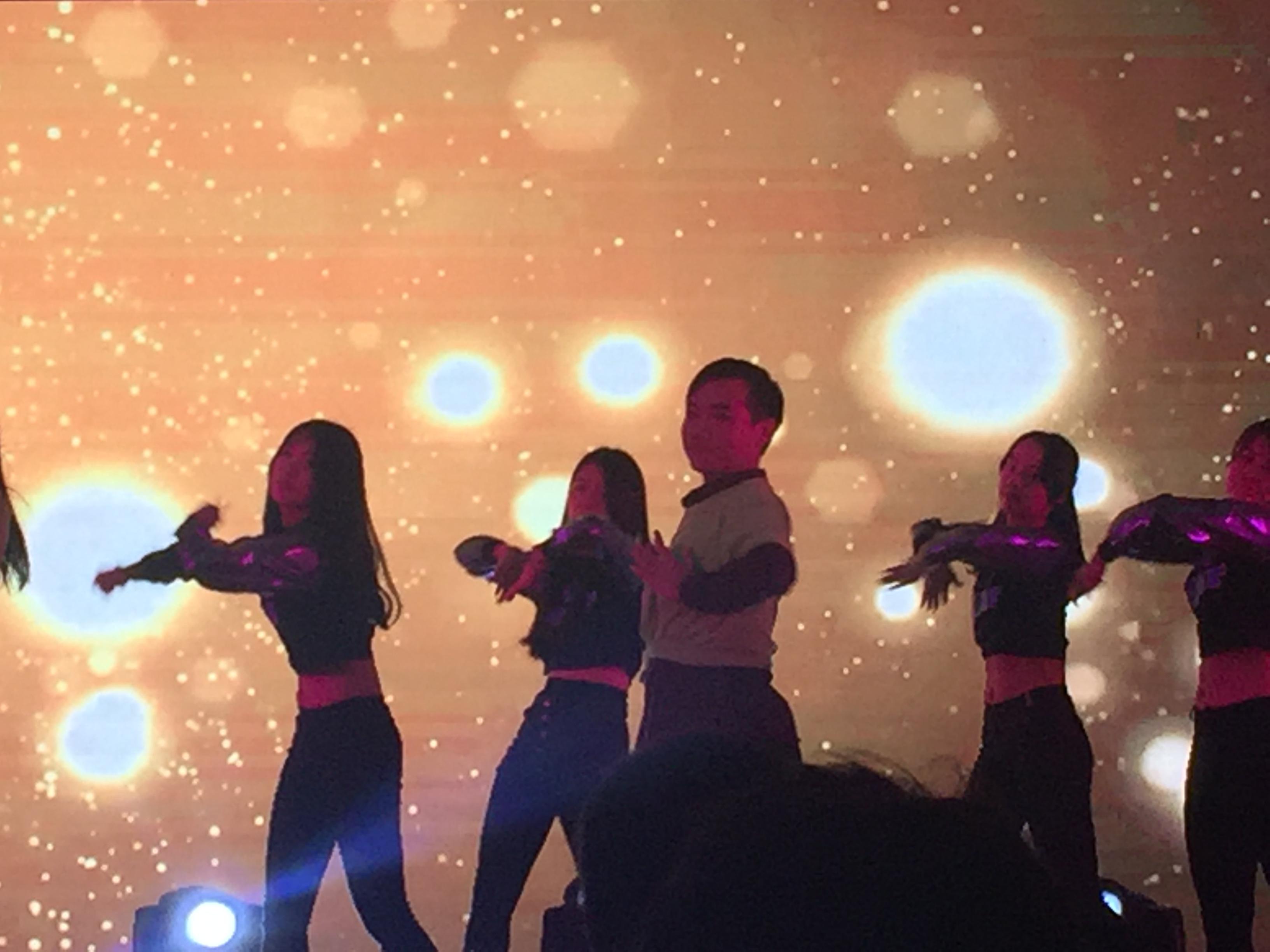 E78CEDA91D3439BA6B0BBFE87F8A98D1